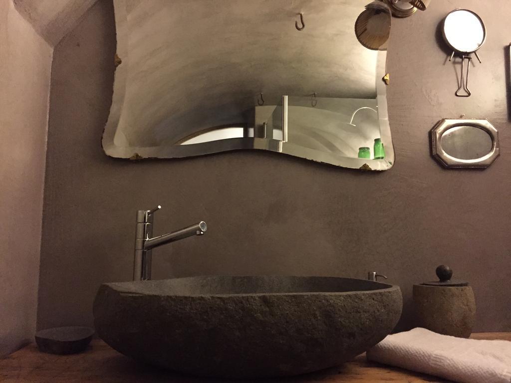 B&B Valle Spluga Il Pertugio Chiavenna Oda fotoğraf